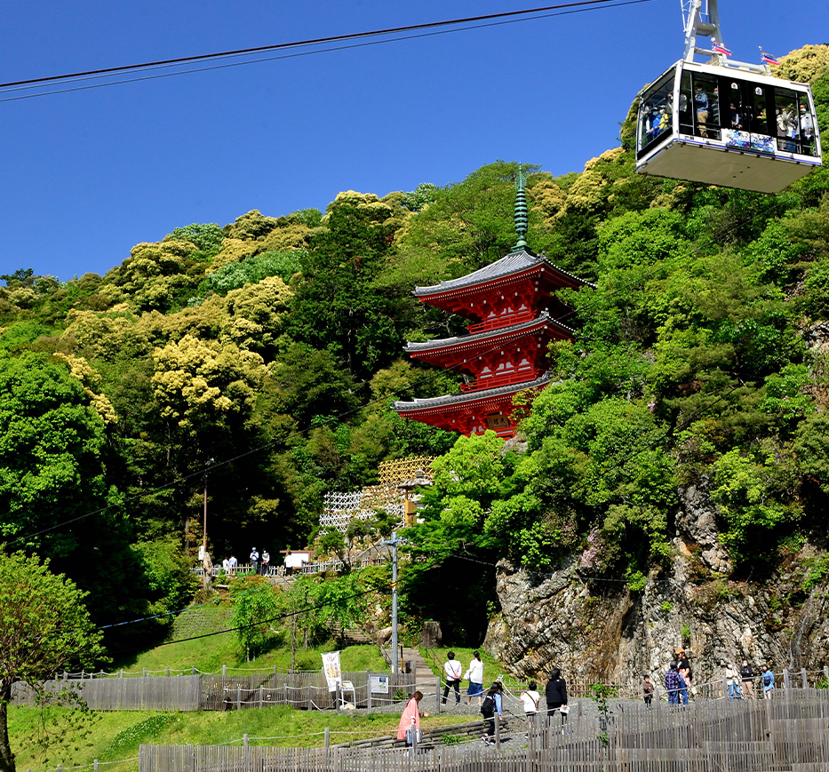 岐阜公園三重塔