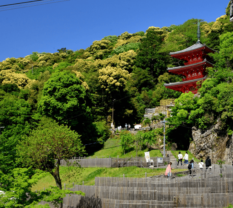 岐阜公園三重塔